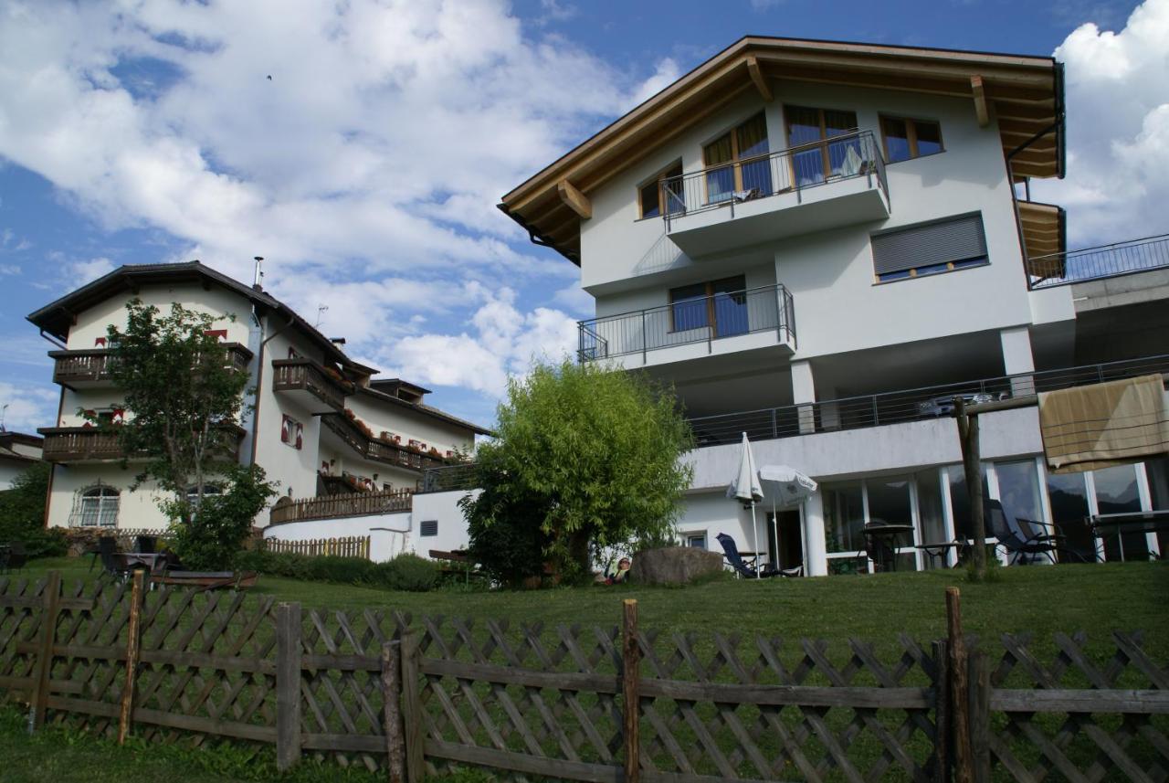 Hotel Zum Rossl Anterivo Bagian luar foto